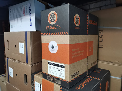 Кабель витая пара Евкабель F/UTP Cat5е PE 4х2х0,51 24AWG, жила 0,51мм, экран, медь CU, для уличной прокладки (outdoor) 305м 